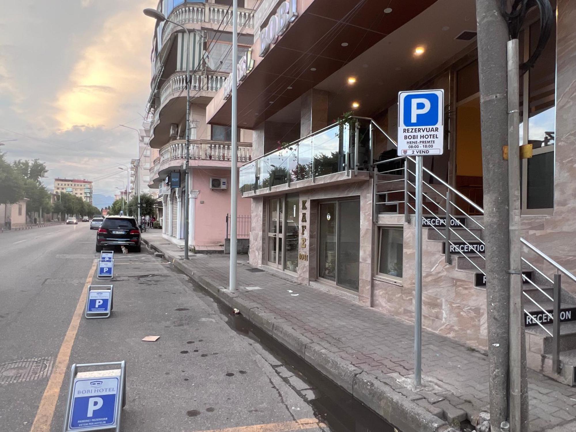 Bobi Hotel Shkodër Exteriör bild