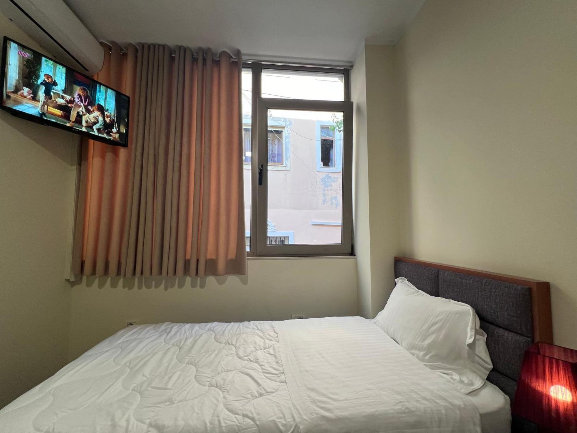 Bobi Hotel Shkodër Exteriör bild