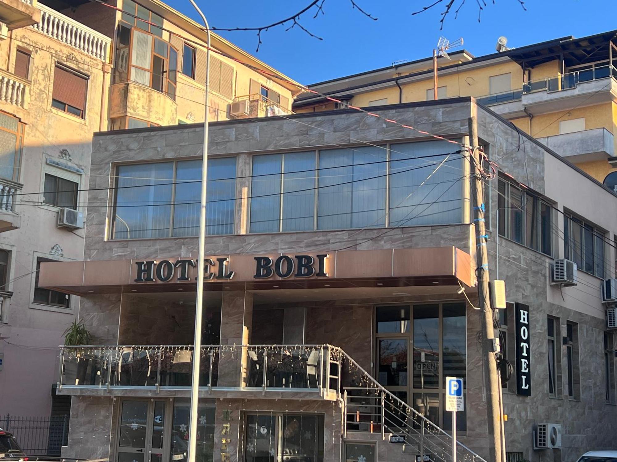Bobi Hotel Shkodër Exteriör bild